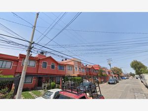 Casa en Venta en Santa Cruz del Monte Naucalpan de Juárez