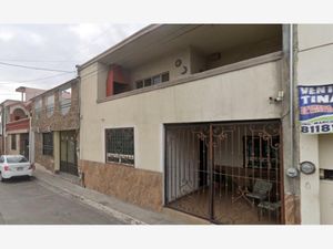 Casa en Venta en Residencial El Roble San Nicolás de los Garza