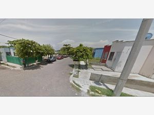 Casa en Venta en Llanos de San José Tecomán