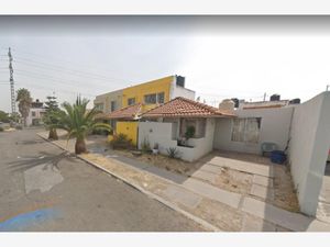 Casa en Venta en Los Ciruelos Tlajomulco de Zúñiga