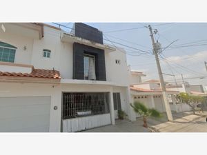 Casa en Venta en Rincón Del Humaya Culiacán