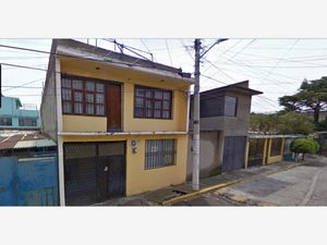 Casa en Venta en Villa de las Flores 1a Sección (Unidad Coacalco) Coacalco de Berriozábal