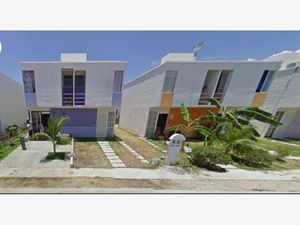 Casa en Venta en Villas Riviera Solidaridad