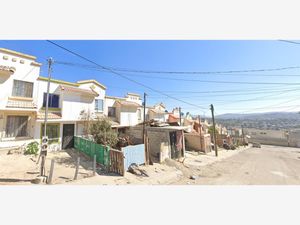 Casa en Venta en Urbi Quinta del Cedro Tijuana