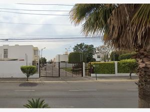 Casa en Venta en Senderos de Tesistán Zapopan