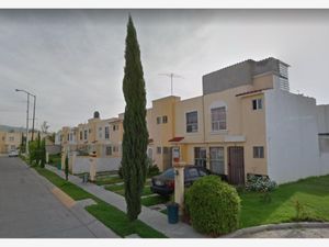 Casa en Venta en Villa Fontana San Pedro Tlaquepaque