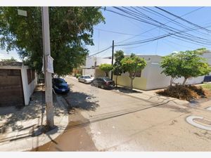 Casa en Venta en Girasoles Culiacán