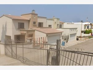 Casa en Venta en Residencial San Marino Tijuana