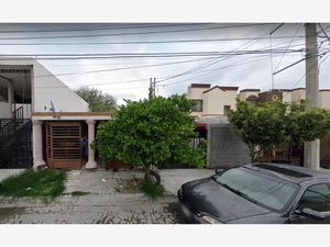 Casa en Venta en Los Candiles Apodaca