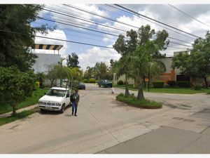 Casa en Venta en Callejón del Bosque Zapopan