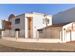 Casa en Venta en Loma Dorada Ensenada