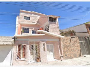 Casa en Venta en Infonavit Pedregoso San Juan del Río