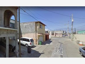 Casa en Venta en Villa del Real 2da. Sección Ensenada