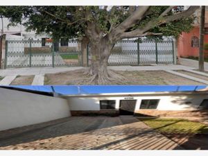 Casa en Venta en Jardines Del Valle Zapopan