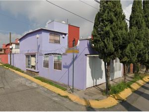 Casa en Venta en San Mateo Oxtotitlan Toluca