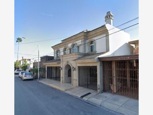 Casa en Venta en El Roble San Nicolás de los Garza