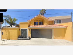 Casa en Venta en Playas de Tijuana Sección Costa Azul Tijuana