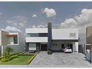 Casa en Venta en Cumbres del Lago Querétaro