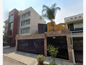 Casa en Venta en Providencia Guadalajara