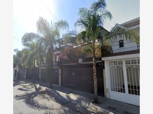 Casa en Venta en Lagos de Oriente Guadalajara
