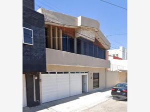 Casa en Venta en Jardines de San Manuel Puebla