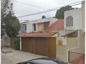 Casa en Venta en La Estancia Zapopan