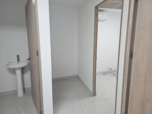 Renta Consultorio  de 44 m2 en Hospital Moscati Juriquilla