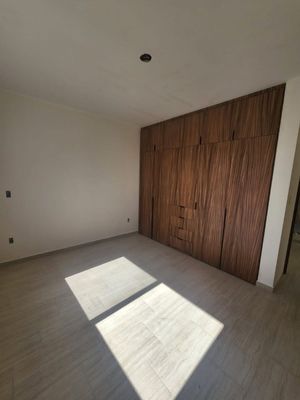 Casa nueva en Venta, San Isidro Juriquilla, Qro con estudio en PB y Roof Garden