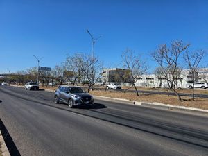 Venta terreno comercial de 3,197m2 frente a Antea Queretaro