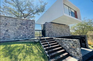 VENTA CASA CLUB DE GOLF SANTA FÉ, XOCHITEPEC, A 10 MIN TEC DE CUERNAVACA