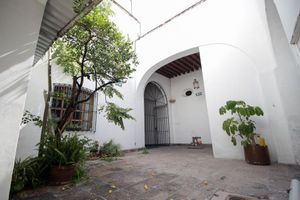 Esta casa es una de las casas más importantes de Querétaro, por su antigüedad, s
