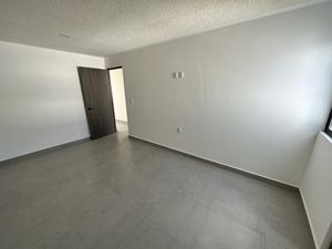 Casa Nueva en Venta, 4 habitaciones, Cacalomacan