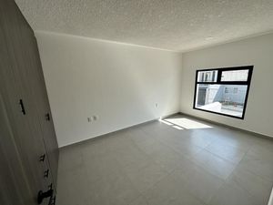 Casa Nueva en Venta, 4 habitaciones, Cacalomacan