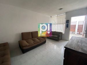 VENTA CASA CON AMPLIACIÓN SEMIAMUEBLADA METRÓPOLIS II MORELIA CAS_4254 MOR/HH