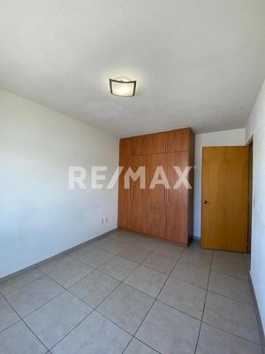 VENTA DE CASA DUPLEX CON ROOF GARDEN SANTA FE JURIQUILLA