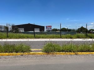 VENTA TERRENO CON USO MIXTO EN CARRETERA A CELAYA