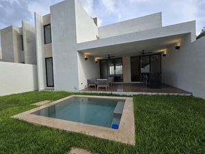 CASA A DOBLE ALTURA LISTA PARA ENTREGA EN PRIVADA DE CONKAL