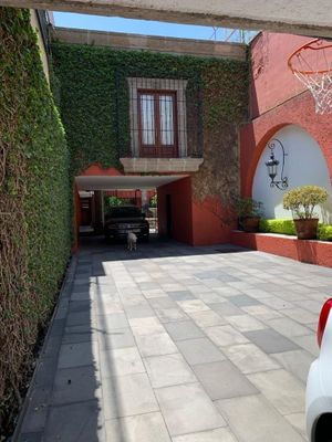 Casa estilo de colonial, en venta en San Ángel