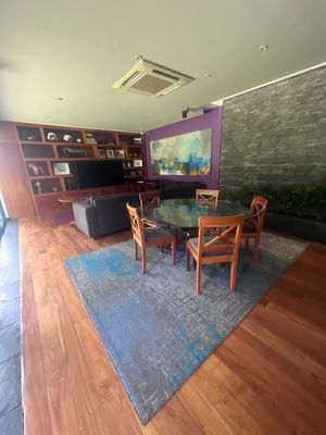 Casa totalmente remodelada en el Pedregal