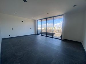 RESIDENCIA EN VENTA EN CONDOMINIO LAGOS DE JURIQUILLA, QUERETARO