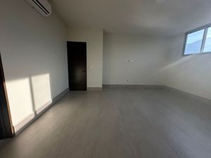 Casa  en Venta a   Carretera Nacional  Cerca del Uro