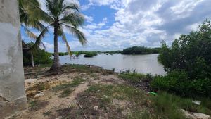 TERRENO CON LAGUNA - SANTA CLARA