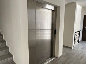 Penthouse Utara Towers Departamento Amueblado