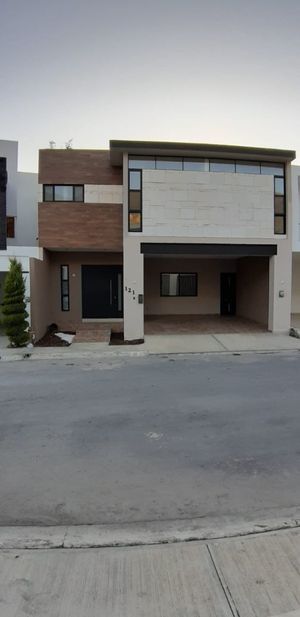 Casa en Venta en Valle de Cristal, Monterrey, Carretera Nacional