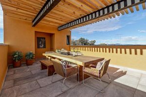 Residencia en San Miguel de Allende/ Laberinto Deluxe