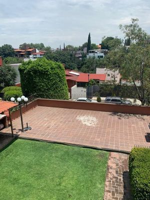 Casa en venta como terreno en Bosque de la Conquista