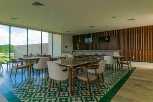 Lote de 600 m2 en privada Nortemerida cerca del Yucatán Country Club