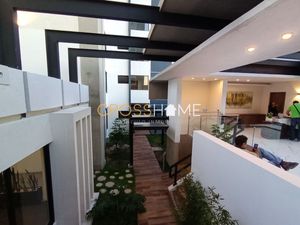 ¡DEPARTAMENTO EN VENTA! CON INCREÍBLE VISTA, CORREGIDORA, QRO.