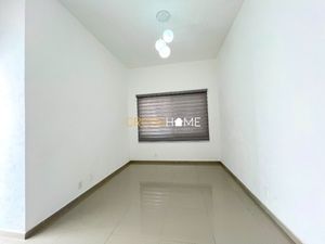 CASA EN VENTA, JURIQUILLA, QRO.