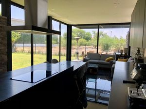 En Venta Residencia en El Campanario,  Diseño de Autor, Dobles Alturas, Premium